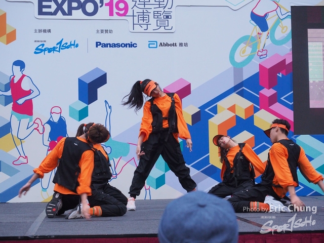 Dance in Step_0308