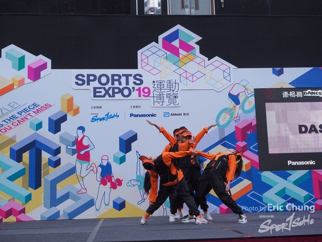 Dance in Step_0331