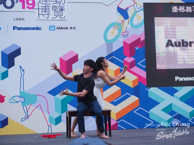 Dance in Step_0610