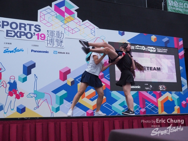 Dance in Step_0703