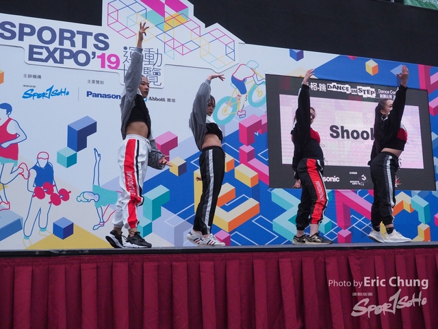 Dance in Step_0813