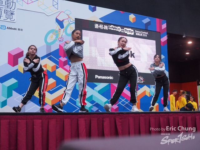 Dance in Step_0823