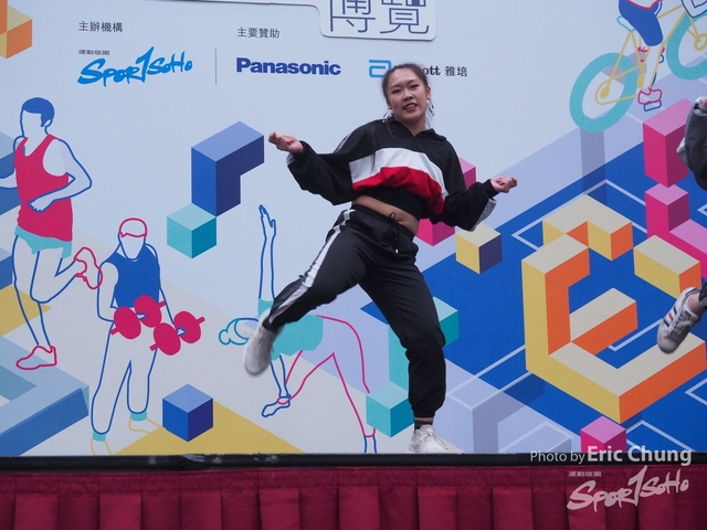 Dance in Step_0824