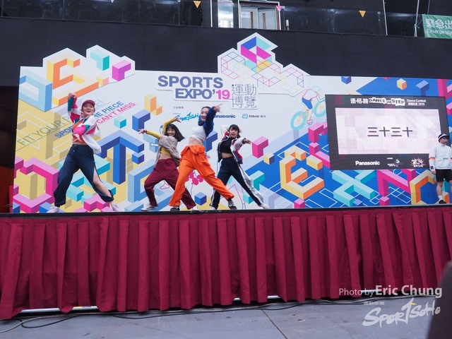 Dance in Step_0919