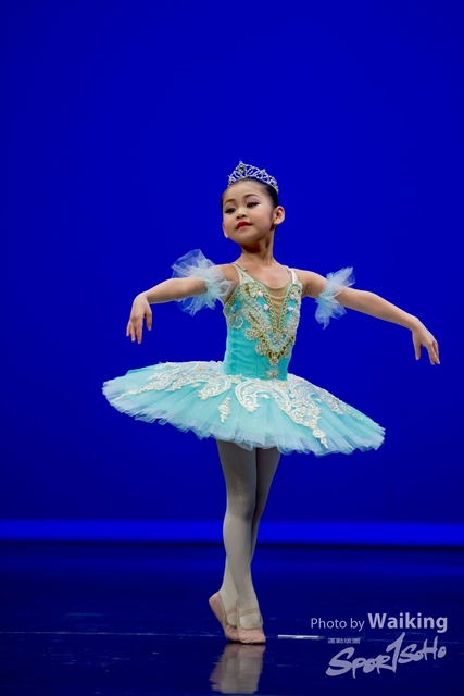 2019-10-06 Solo Dance 0105