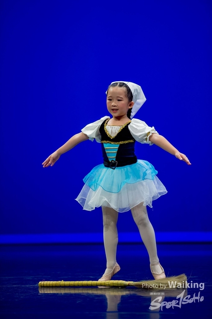 2019-10-06 Solo Dance 0223
