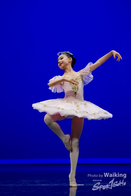 2019-10-06 Solo Dance 0409
