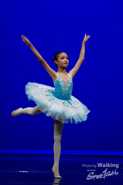 2019-10-06 Solo Dance 0827