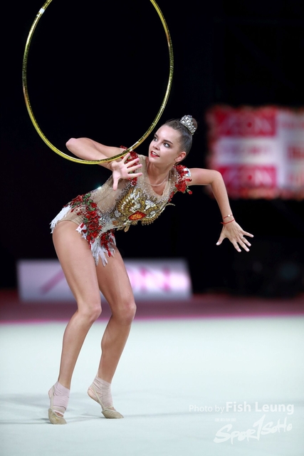 1.Dina AVERINA - Gazprom - RUS Hoop 1