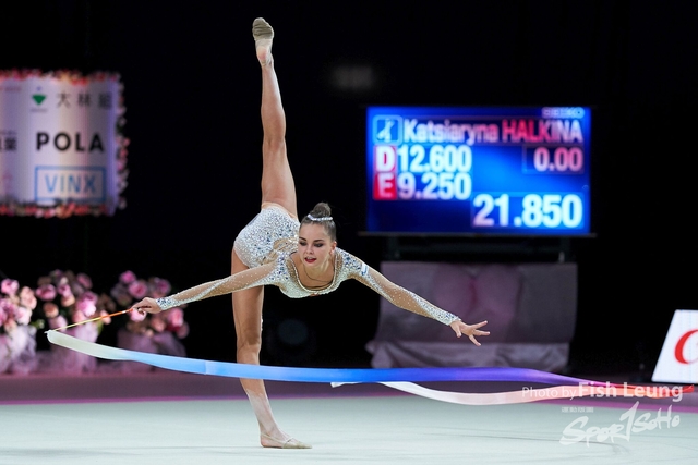 2.Arina AVERINA - Gazprom - RUS Ribbon 3