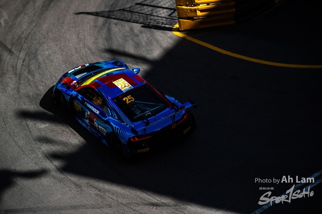 ND4_2143