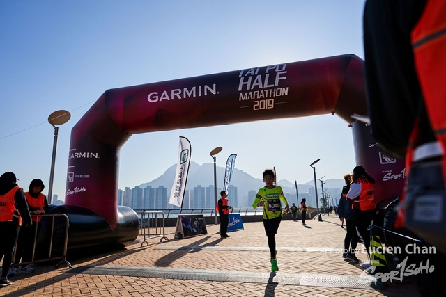 2019-12-08 Garmin tai po half marathon 0146