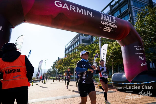 2019-12-08 Garmin tai po half marathon 0245