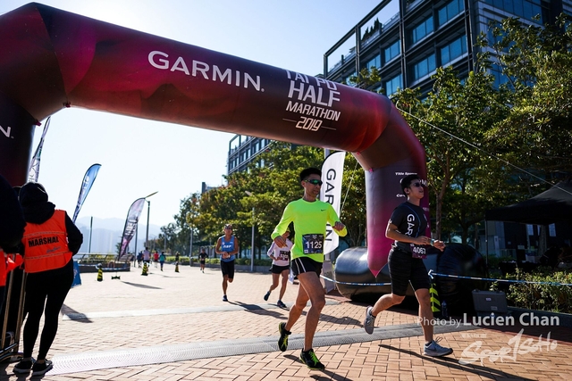2019-12-08 Garmin tai po half marathon 0248