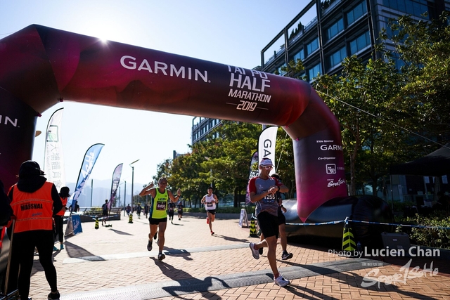2019-12-08 Garmin tai po half marathon 0259
