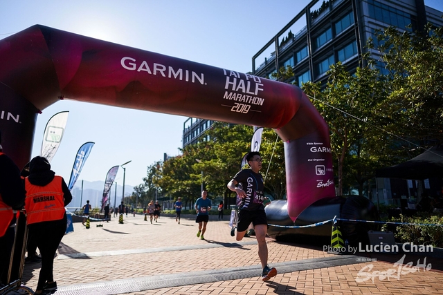 2019-12-08 Garmin tai po half marathon 0262