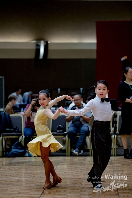 2019-12-25 Dance 0833