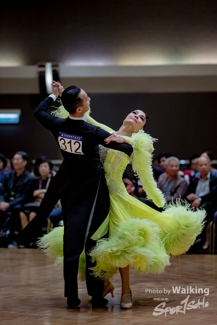 2019-12-25 Dance 1070