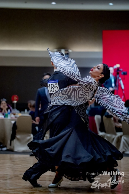 2019-12-25 Dance 1145