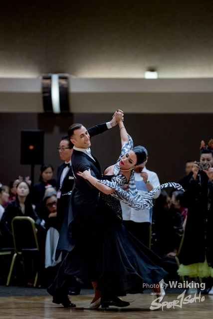 2019-12-25 Dance 1180