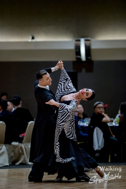 2019-12-25 Dance 1194
