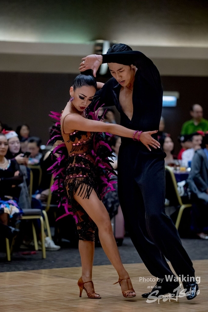 2019-12-25 Dance 1235