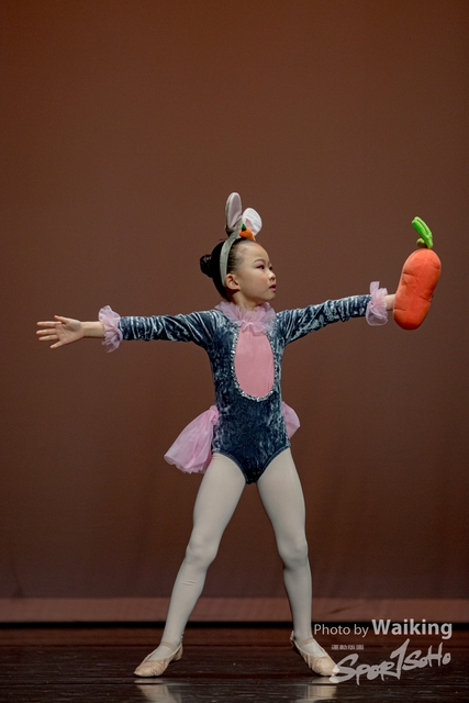 2020-10-18 Solo Dance 0078