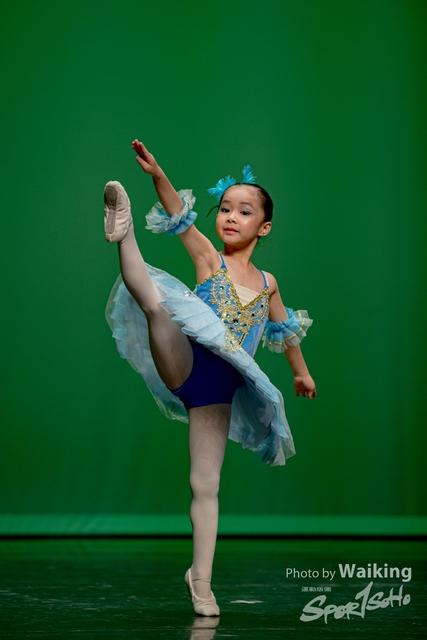 2020-10-18 Solo Dance 0129