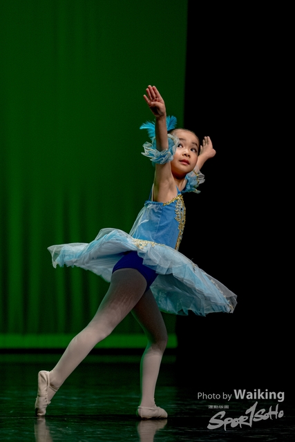 2020-10-18 Solo Dance 0130