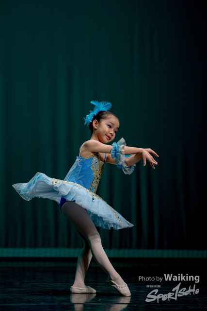 2020-10-18 Solo Dance 0133