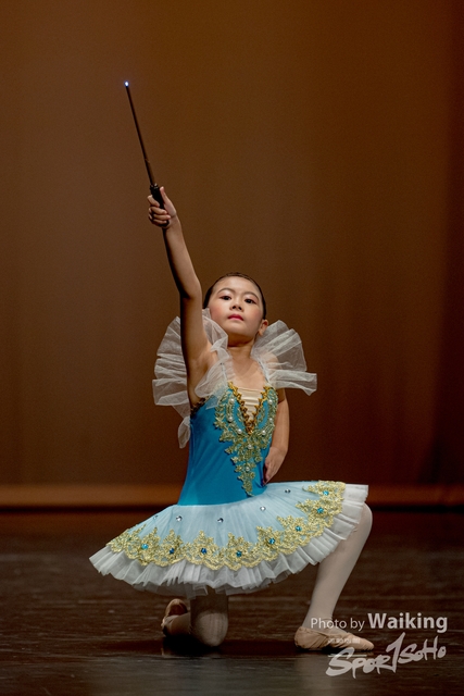 2020-10-18 Solo Dance 0147