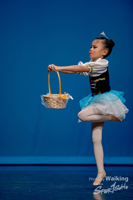 2020-10-18 Solo Dance 0153