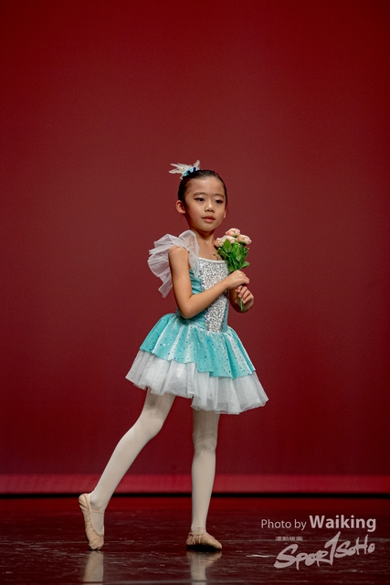 2020-10-18 Solo Dance 0161