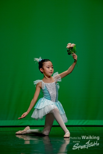 2020-10-18 Solo Dance 0168