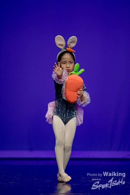 2020-10-18 Solo Dance 0181