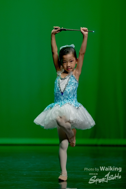 2020-10-18 Solo Dance 0188