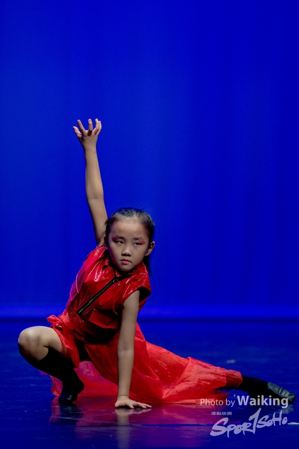 2020-10-18 Solo Dance 1752