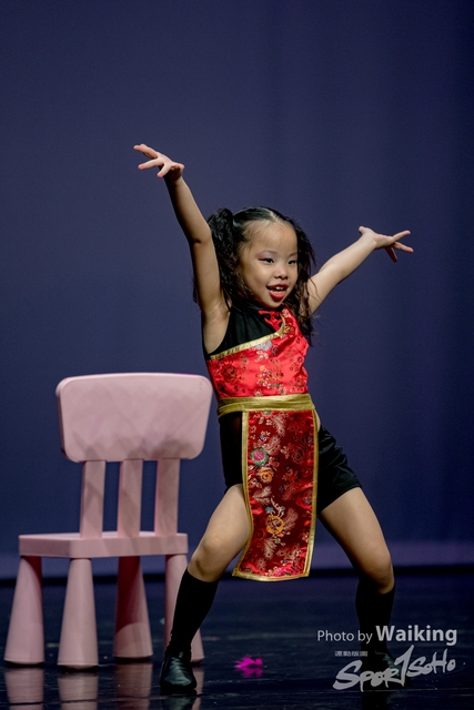 2020-10-18 Solo Dance 1765