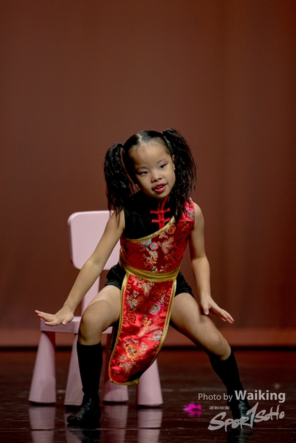 2020-10-18 Solo Dance 1767