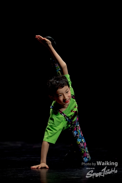 2020-10-18 Solo Dance 1775