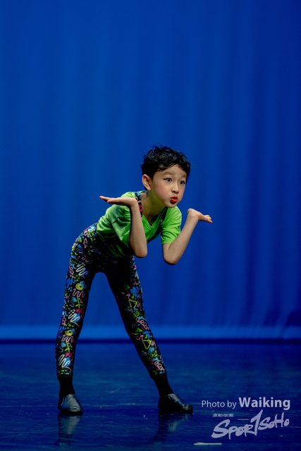 2020-10-18 Solo Dance 1784