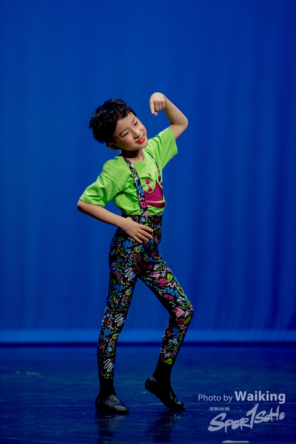 2020-10-18 Solo Dance 1785