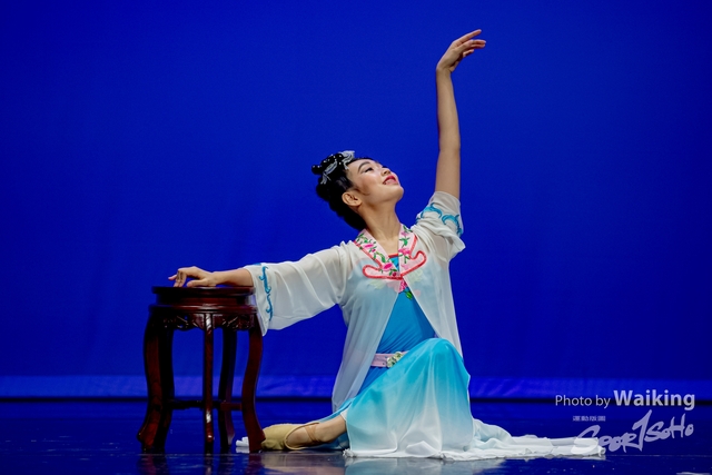 2020-10-18 Solo Dance 0949