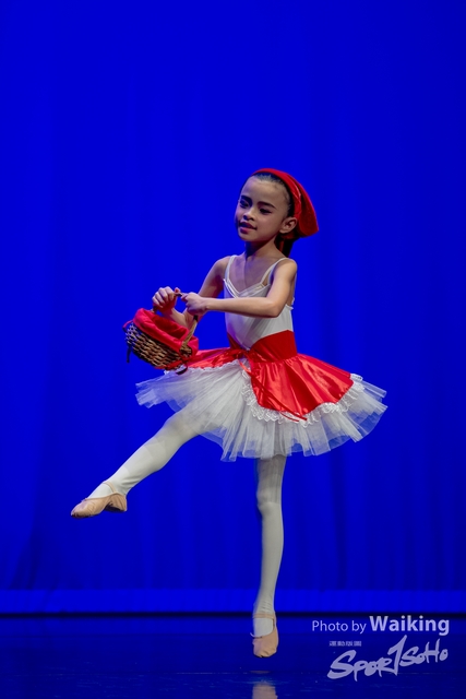 2020-10-18 Solo Dance 0272