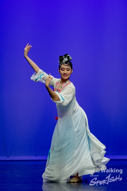 2020-10-18 Solo Dance 0953