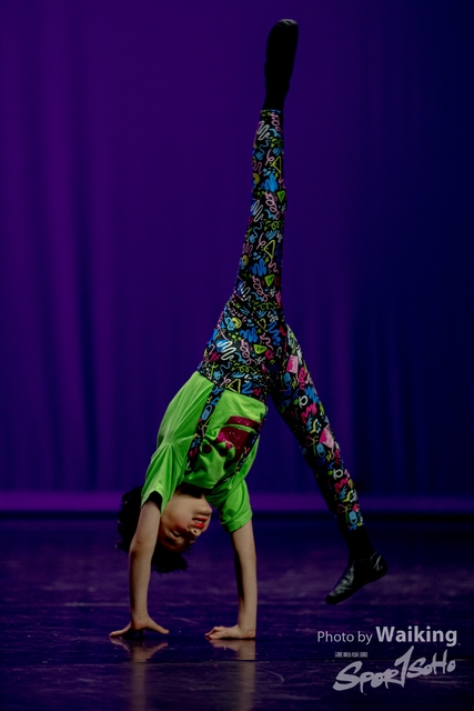 2020-10-18 Solo Dance 1793