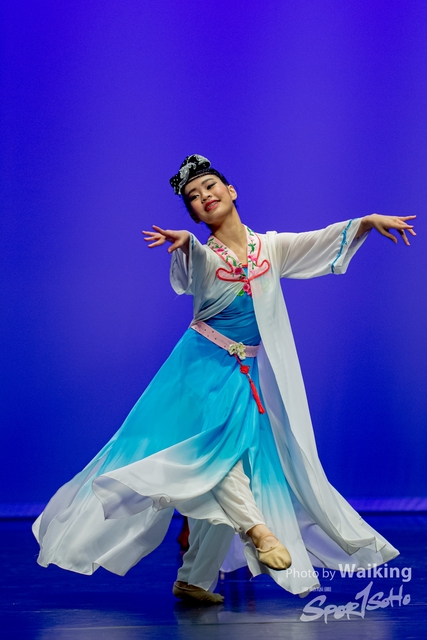 2020-10-18 Solo Dance 0958