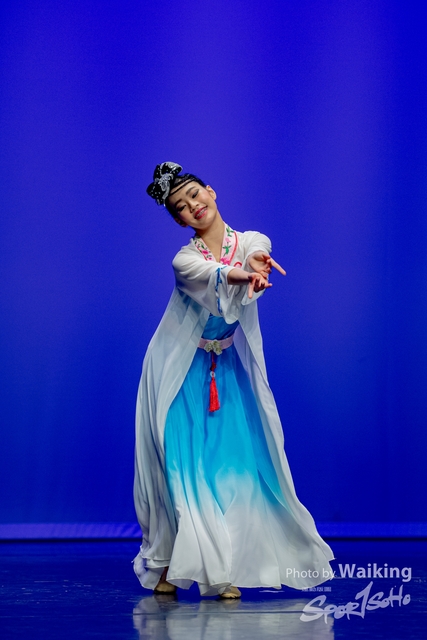 2020-10-18 Solo Dance 0961