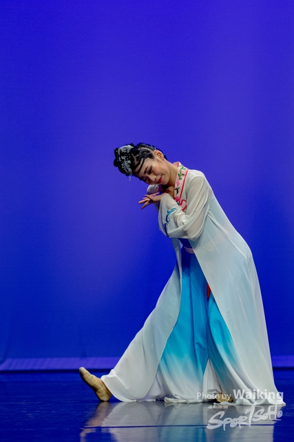 2020-10-18 Solo Dance 0966