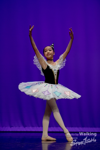 2020-10-18 Solo Dance 0316